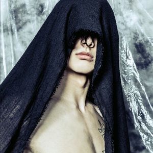 Meet your Posher, Dawei